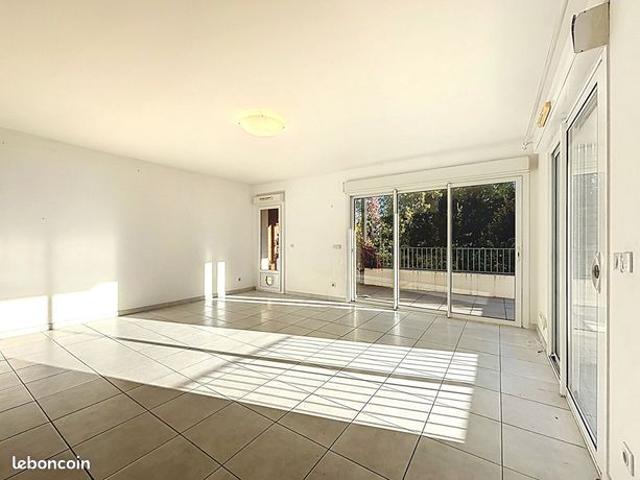 Appartement 3 pièces 74 m²