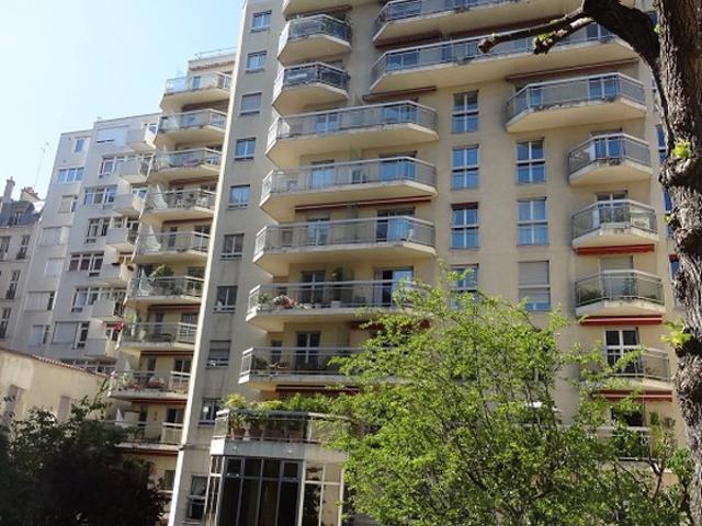 Appartement 3 pièces 74m2 en résidence avec services Paris 1