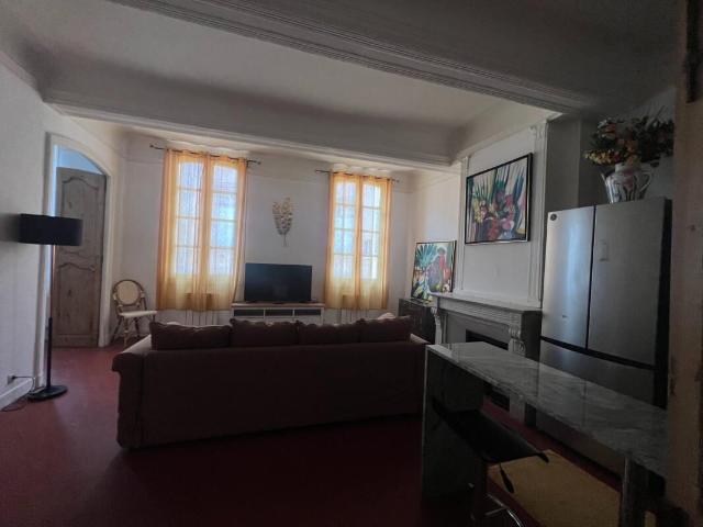 Appartement 3 pièces, 75 m² à louer à Aix en Provence 13100