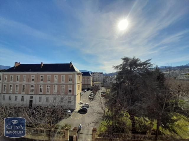 Appartement 3 pièces, 75 m² à louer à Chambéry 73000
