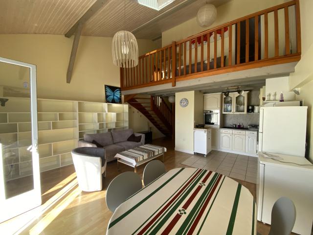 Appartement 3 pièces, 75 m² à louer à Jaxu 64220