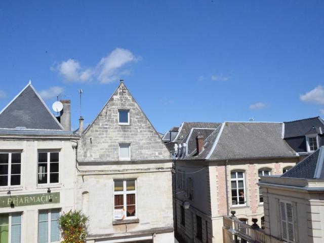 Appartement 3 pièces, 75 m² à louer à Laon 02000