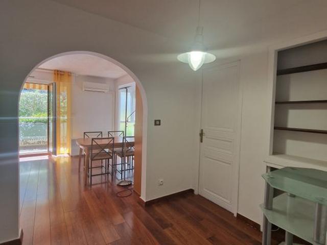 Appartement 3 pièces, 75 m² à louer à Marseille 8 13008
