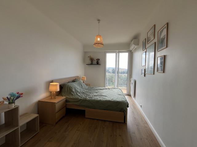 Appartement 3 pièces, 75 m² à louer à Nice 06100