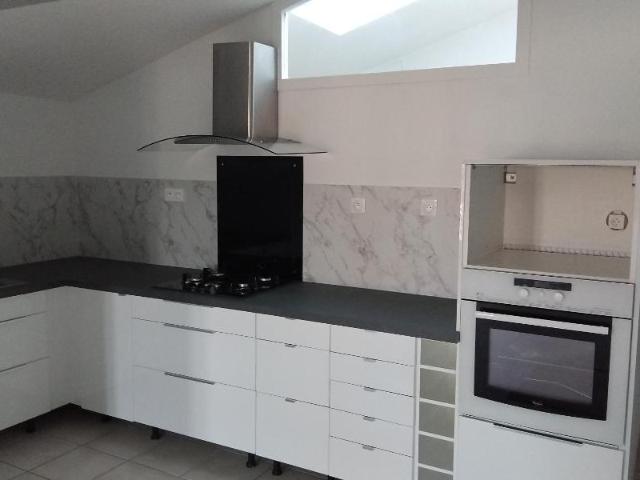 Appartement 3 pièces, 75 m² à louer à Pugnac 33710