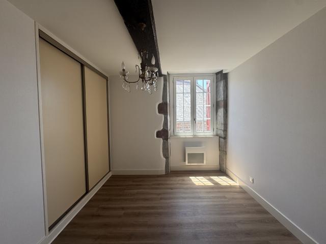 Appartement 3 pièces, 75 m² à louer à Saint Jean Pied de Port 64220