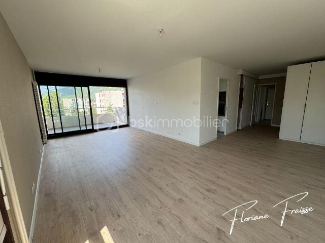 Appartement 3 pièces 75 m² + Cave