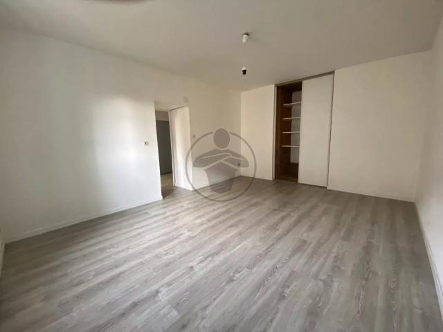 Appartement 3 pièces, 76 m² à louer à Baume les Dames 25110