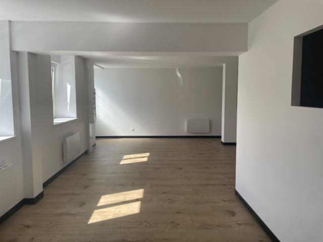 Appartement 3 pièces, 76 m² à louer à Frambouhans 25140
