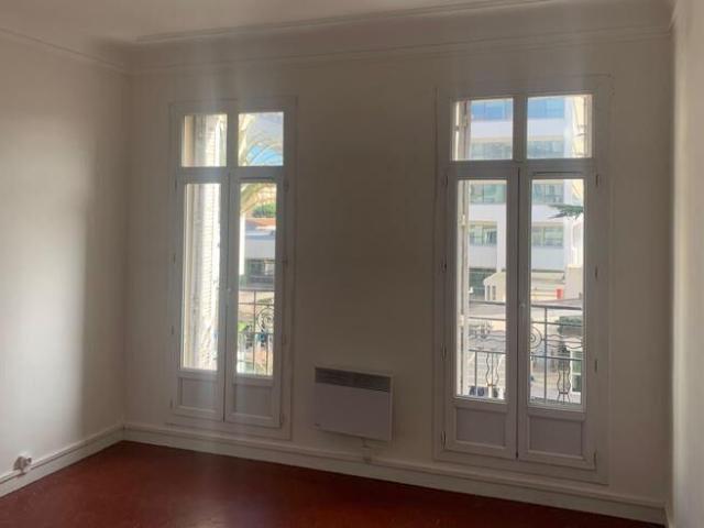 Appartement 3 pièces, 76 m² à louer à Marseille 5 13005