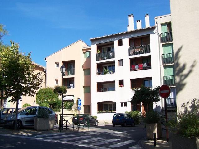 Appartement 3 pièces, 76 m² à louer à Morières lès Avignon 84310