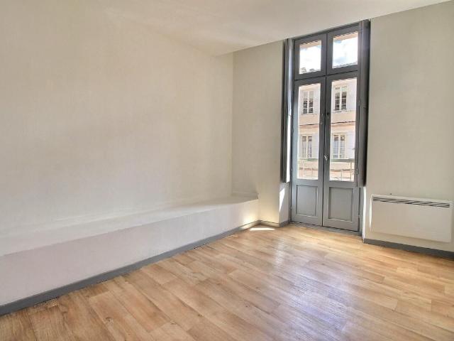 Appartement 3 pièces, 79 m² à louer à Lavaur 81500