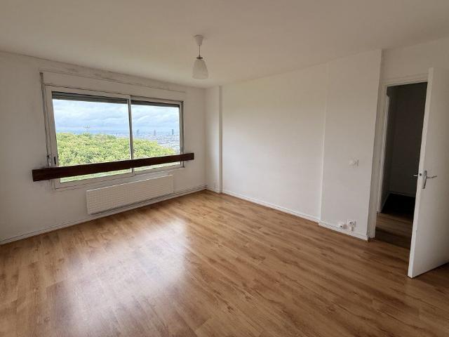 Appartement 3 pièces, 79 m² à louer à Sainte Foy lès Lyon 69110