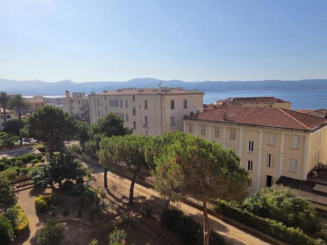 Appartement 3 pièces 79 m²