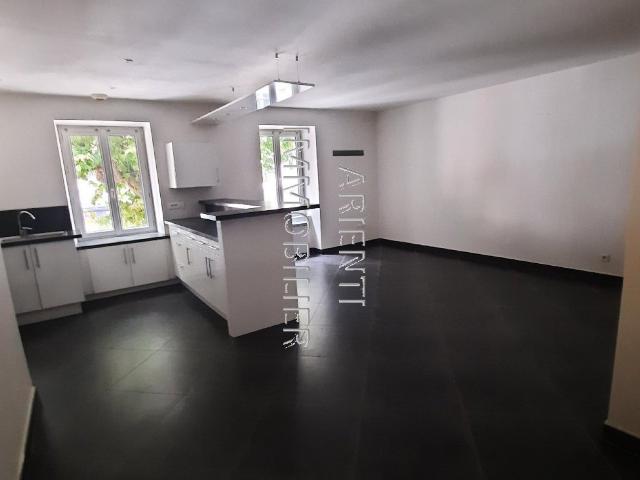 Appartement 3 pièces, 79m² en location à Cleon D'andran 670 € par mois