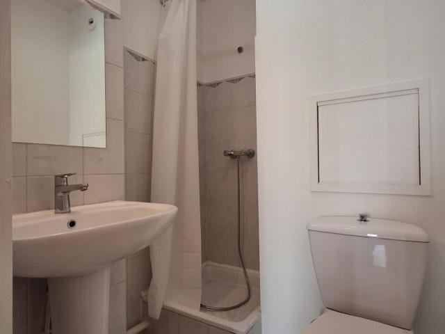 Appartement 3 pièces, 83 m² à louer à Marseille 8 13008