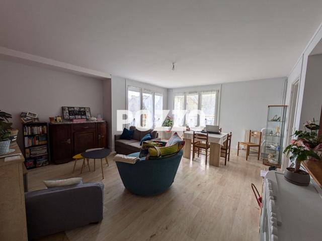 Appartement 3 pièces 80 m2 en location à VIRE AVEC GARAGE
