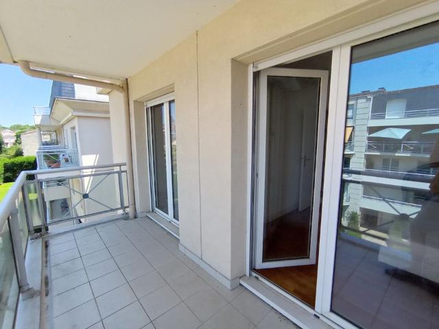 Appartement 3 pièces, 80 m² à louer à Bordeaux 33000