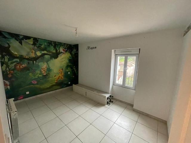 Appartement 3 pièces, 80 m² à louer à Le Martinet 30960