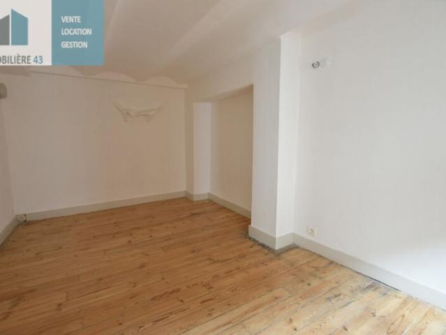 Appartement 3 pièces, 80 m² à louer à Le Puy en Velay 43000