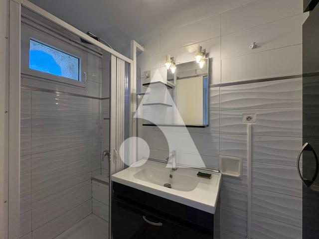 Appartement 3 pièces, 80 m² à louer à Levens 06670