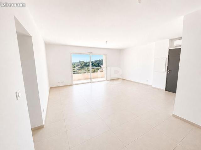 Appartement 3 pièces 80 m²