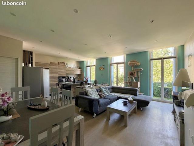 Appartement 3 pièces 80 m²