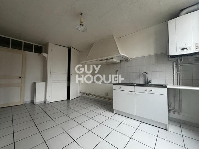 Appartement 3 pièces, 81 m² à louer à Crest 26400