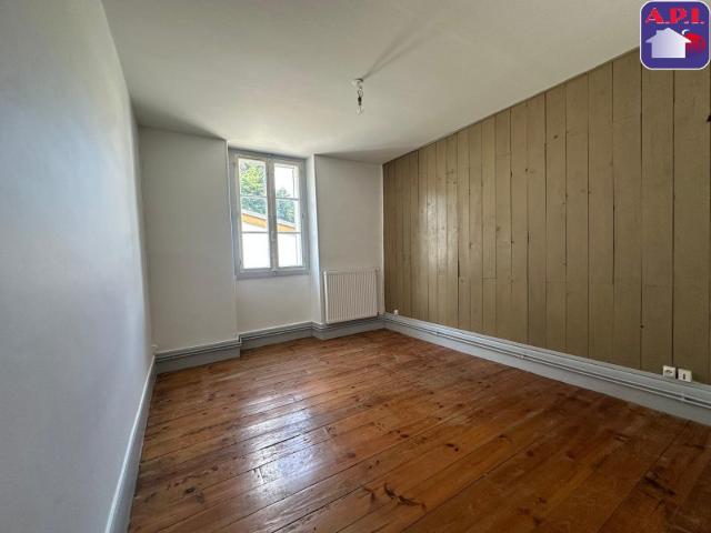 Appartement 3 pièces, 81 m² à louer à Foix 09000