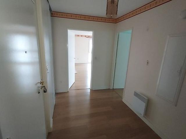 Appartement 3 pièces, 81 m² à louer à Liévin 62800