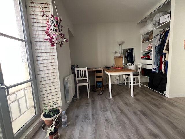 Appartement 3 pièces, 81 m² à louer à Poitiers 86000