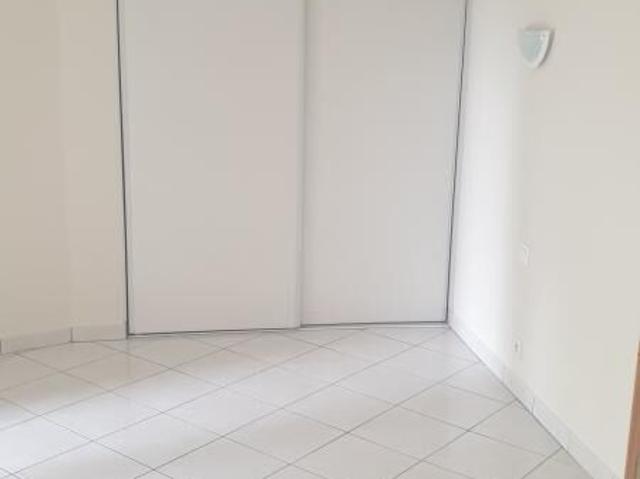 Appartement 3 pièces, 81 m² à louer à Rodez 12000