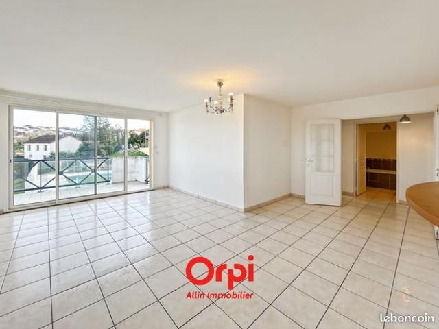 Appartement 3 pièces 81 m²