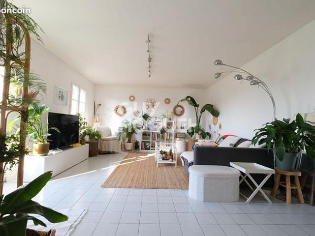 Appartement 3 pièces 81 m²