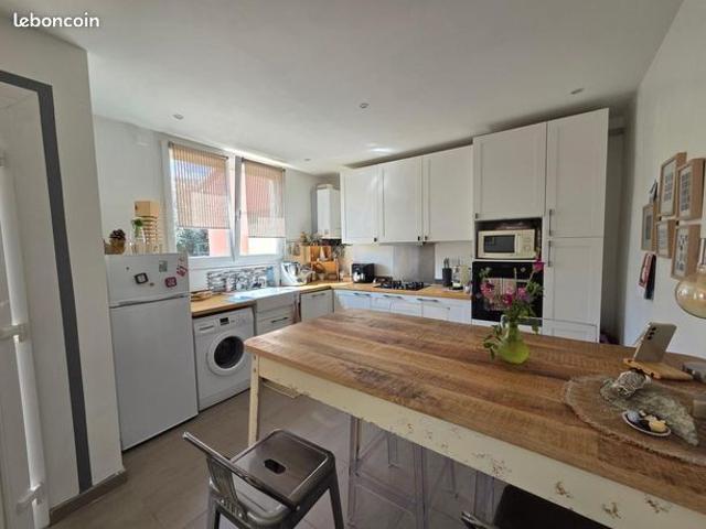 Appartement 3 pièces 81 m²