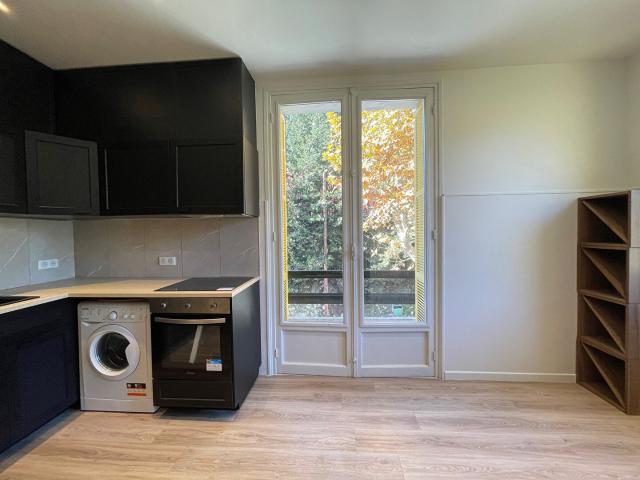 Appartement 3 pièces, 82 m² à louer à L'Escarène 06440