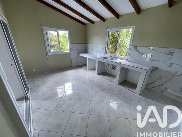 Appartement 3 pièces, 82 m² à louer à Morne à l'Eau 97111