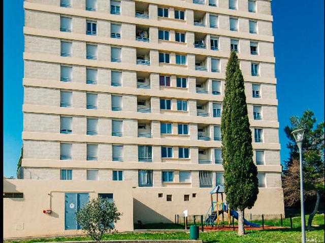 Appartement 3 pièces, 82 m² à louer à Nîmes 30000