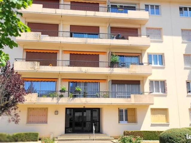 Appartement 3 pièces 82 m²