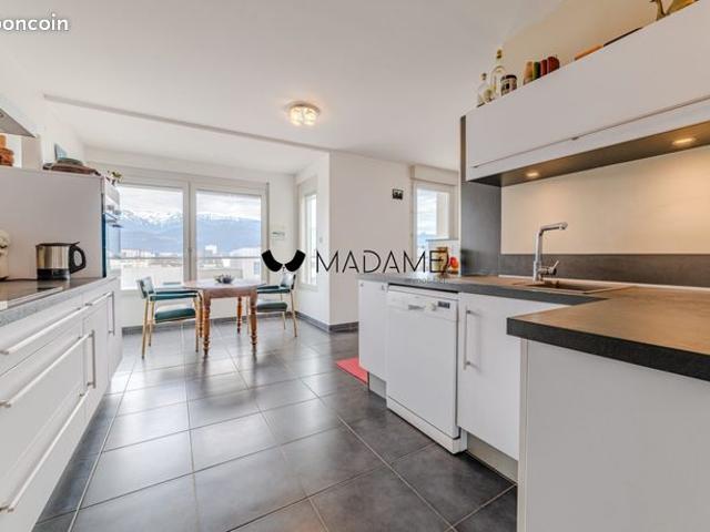 Appartement 3 pièces 82 m²