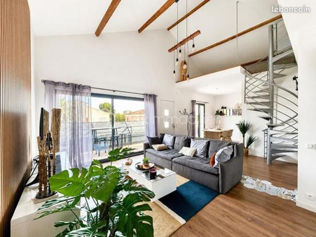 Loft 4 pièces 82 m²