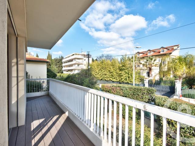Appartement 3 pièces 82 m²