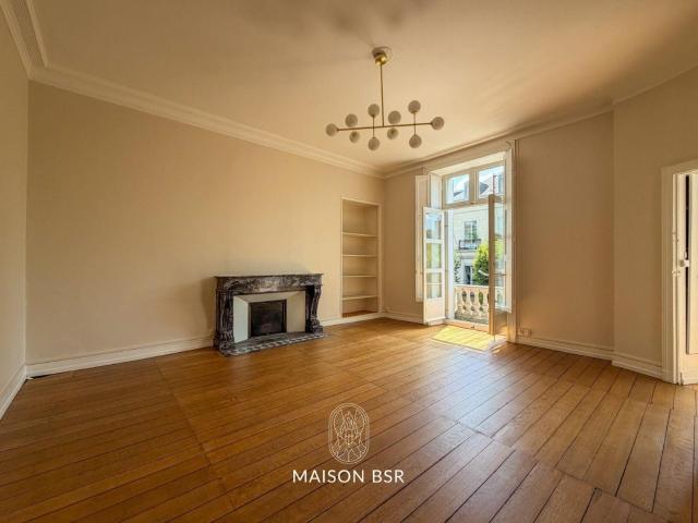 Appartement 3 pièces 82 m²