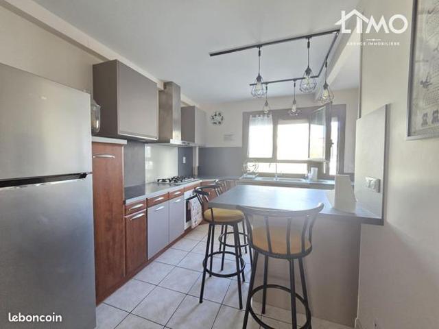 Appartement 3 pièces 82 m²