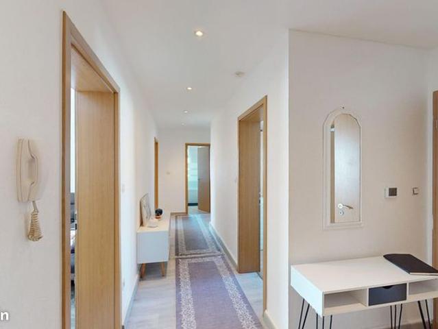 Appartement 3 pièces 82 m²