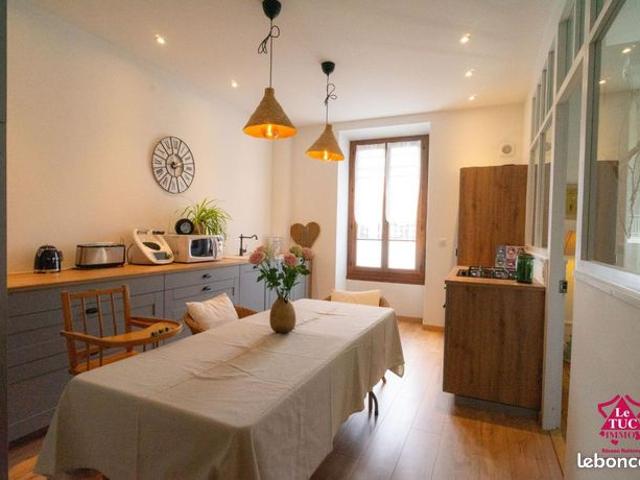 Appartement 3 pièces 82 m²