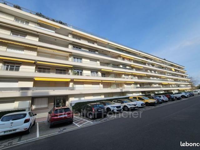 Appartement 3 pièces 82 m²