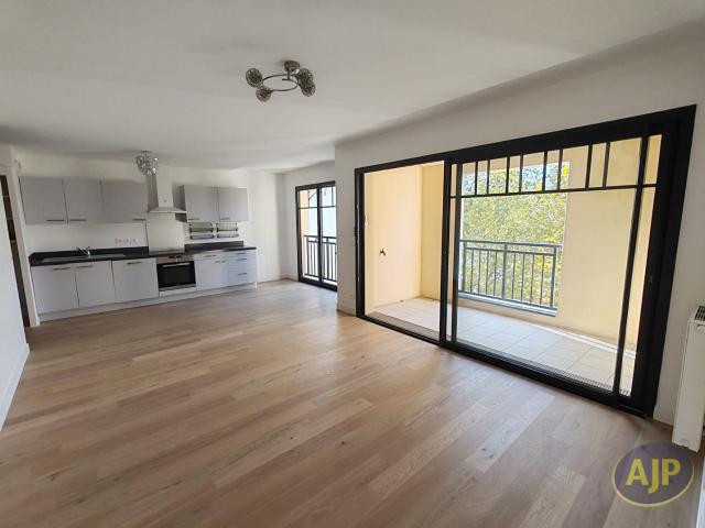 Appartement 3 pièces 82 m²