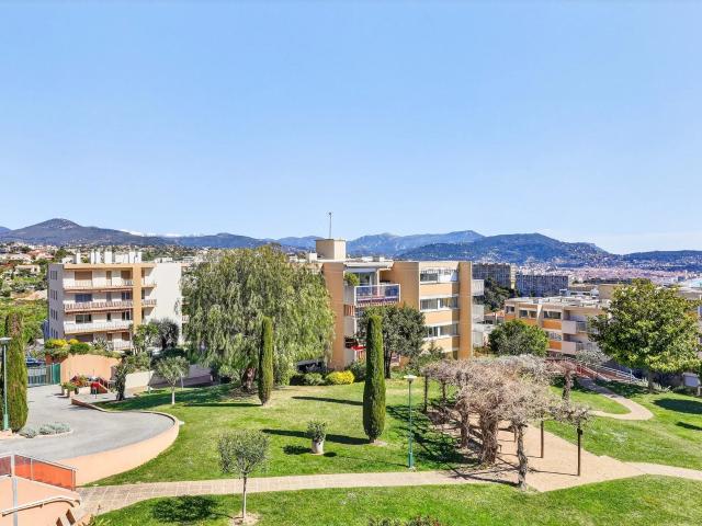 Appartement 3 pièces 82 m²