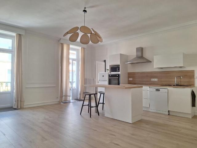 Appartement 3 pièces 82 m²